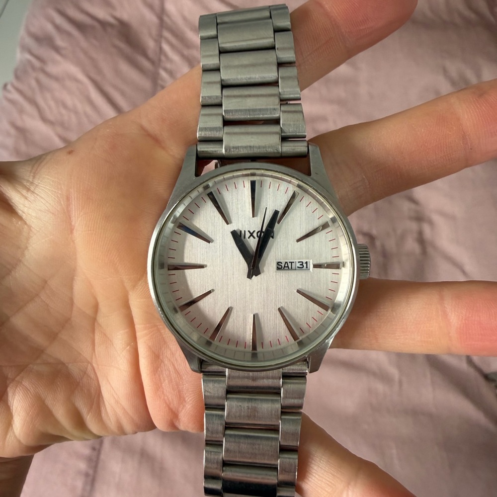 Nixon men’s watch. Needs battery.